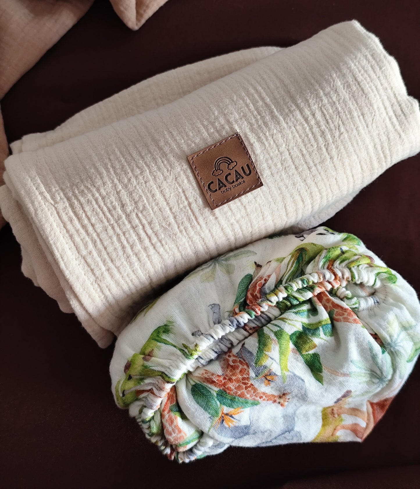 Conjunto Lençol Selva e Swaddle Baunilha